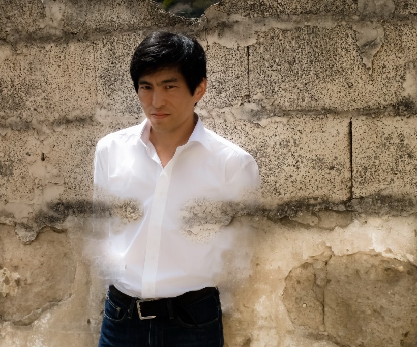 100 men in white shirts 3