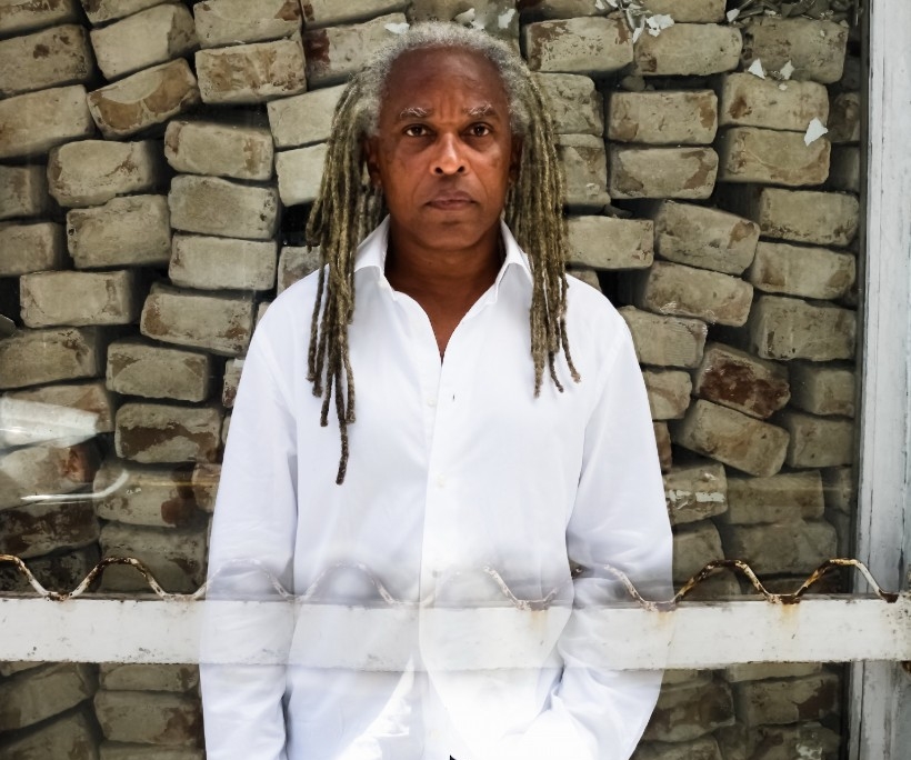 100 men in white shirts 6